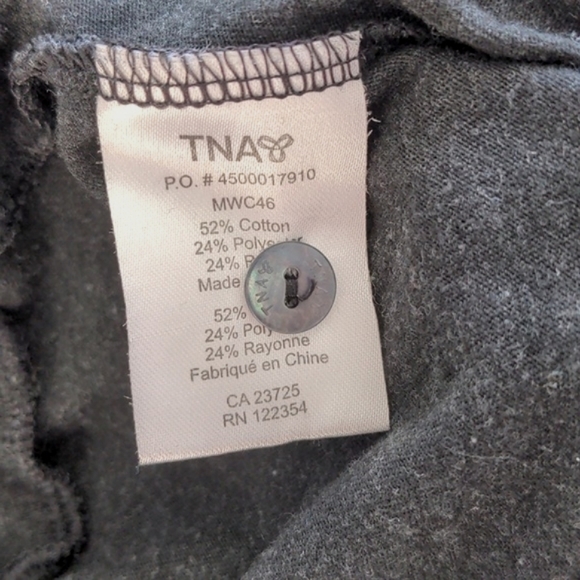 Aritzia TNA Sandbanks Sleeveless Romper Shorts, Charcoal Grey, Womens Si… - Picture 7 of 7